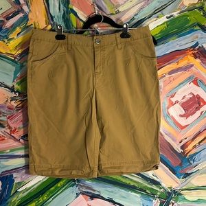 Columbia long casual shorts